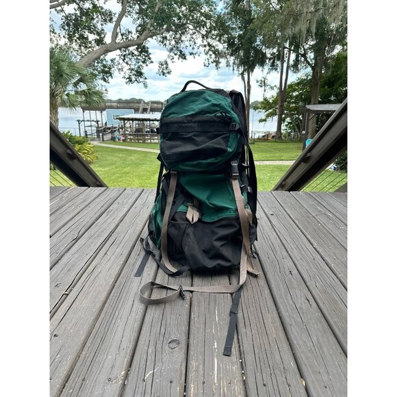 THE NORTH FACE Rogue Large Hiking Outdoors Technical Backpack - Picture 1 of 10